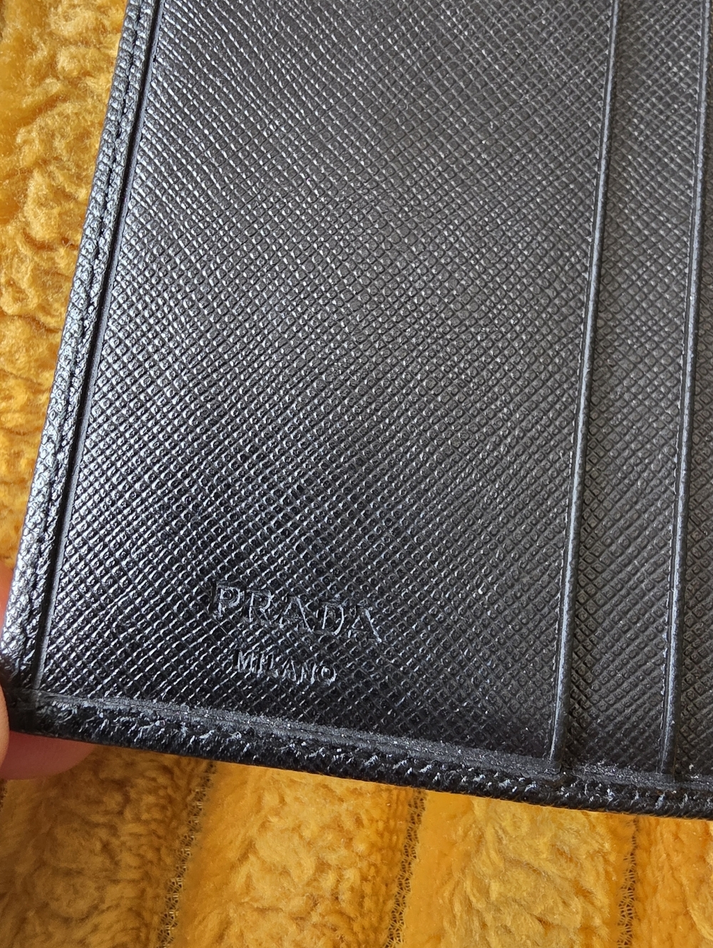 Prada Black Saffiano Leather Triangular Logo Compact Wallet - Picture 5 of 7